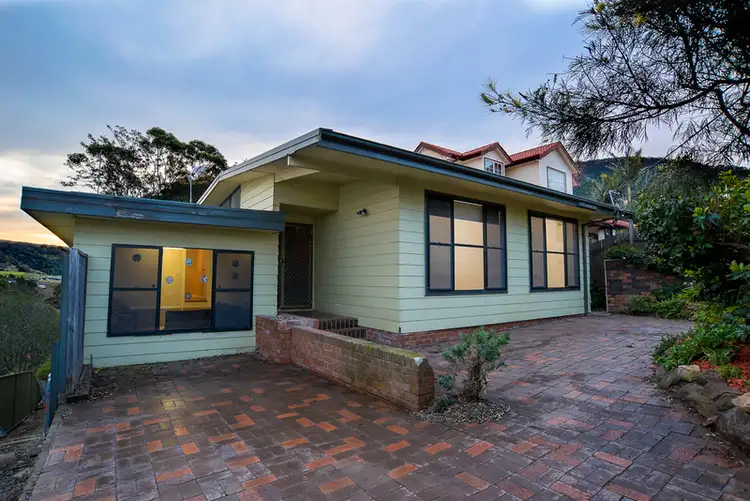 191 Mount Keira  Road, Mount Keira NSW 2500