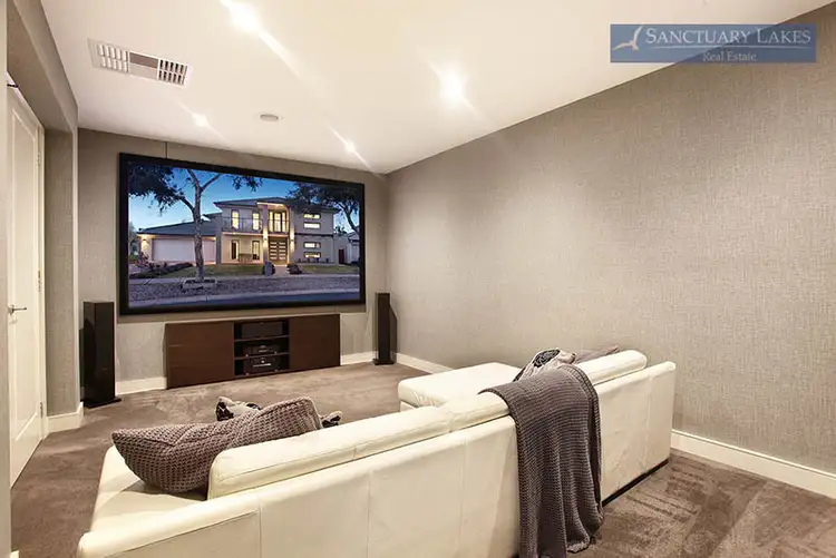 Fourth view of Homely house listing, 3 Springbrook Place, Sanctuary Lakes VIC 3030