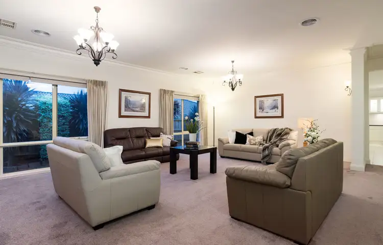 67 Larbert Road, Mooroolbark VIC 3138