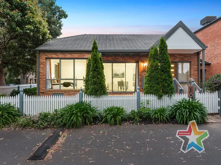 Main view of Homely unit listing, 3/2-4 Sandgate Avenue, Croydon VIC 3136