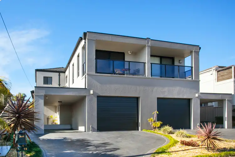 15 Valmay Avenue, Picnic Point NSW 2213