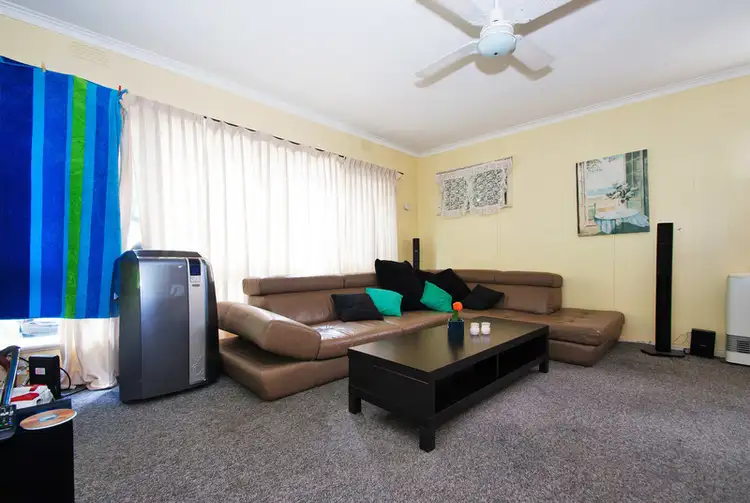 Third view of Homely unit listing, 1/12 Andrew Street, Mooroolbark VIC 3138