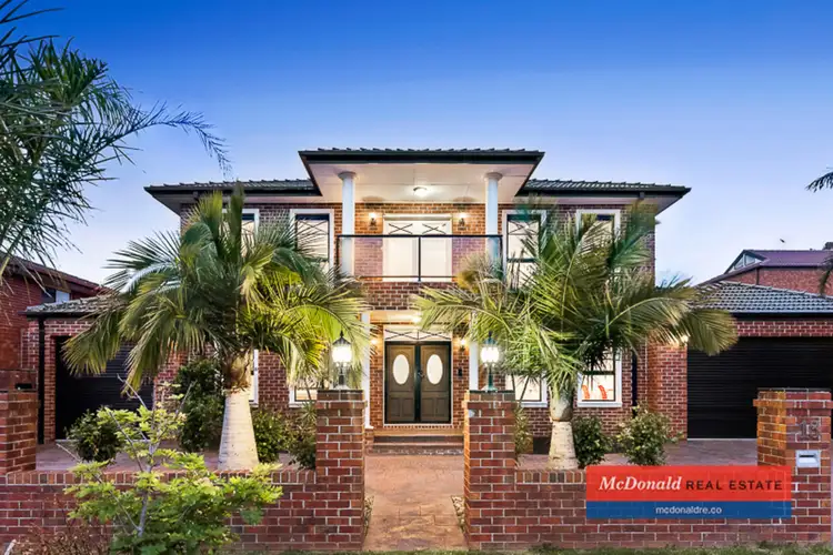 13 Graham-Michele Place