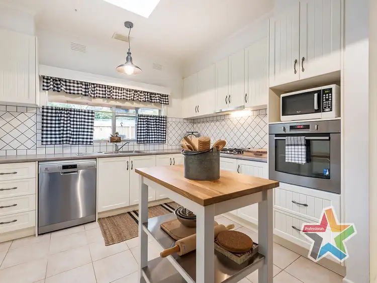 Fifth view of Homely house listing, 14 Saddleback Ridge, Chirnside Park VIC 3116