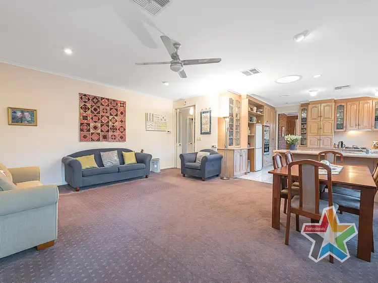 Sixth view of Homely house listing, 2/38 Hull Road, Croydon VIC 3136