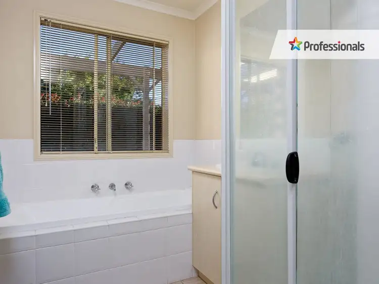 Fifth view of Homely house listing, 6 Grampian Place, Tatton NSW 2650