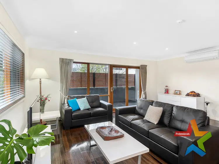 Third view of Homely apartment listing, 6/4 Springfield Avenue, Croydon VIC 3136