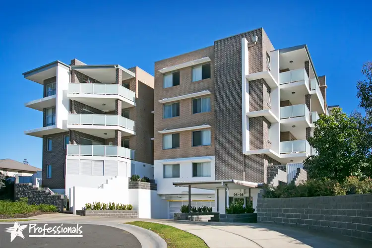 Main view of Homely unit listing, 30/96-98 Nuwarra Road, Moorebank NSW 2170
