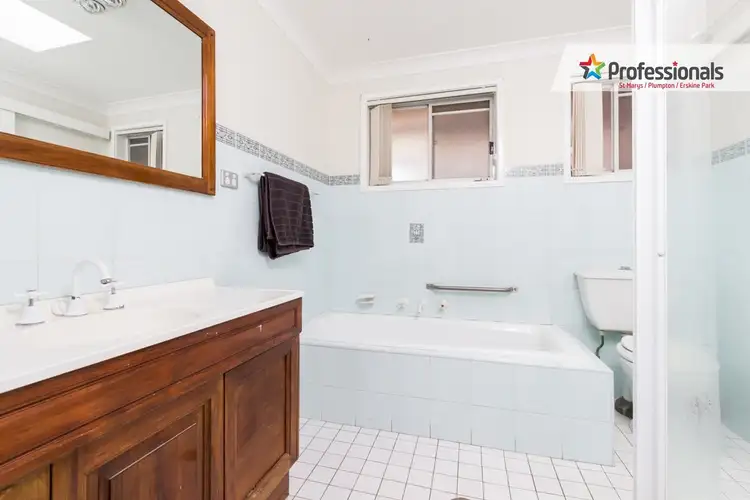 Fourth view of Homely house listing, 11 Alpine Circuit, St Clair NSW 2759