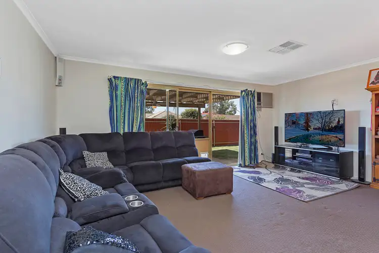 Fifth view of Homely house listing, 1/11 Conway Court, Wodonga VIC 3690