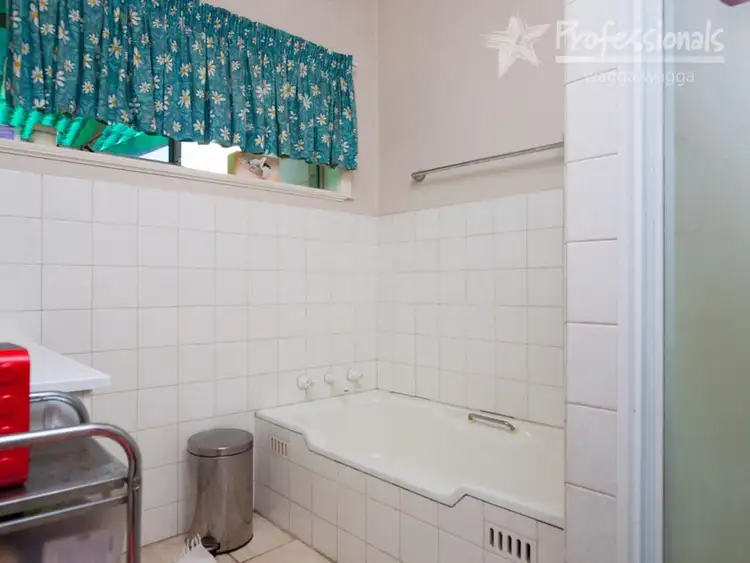 Fifth view of Homely house listing, 5 Plumpton Road, Wagga Wagga NSW 2650