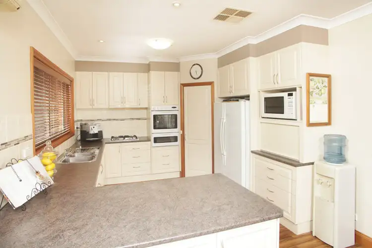 Fifth view of Homely house listing, 2 Endeavour Court, Shepparton VIC 3630
