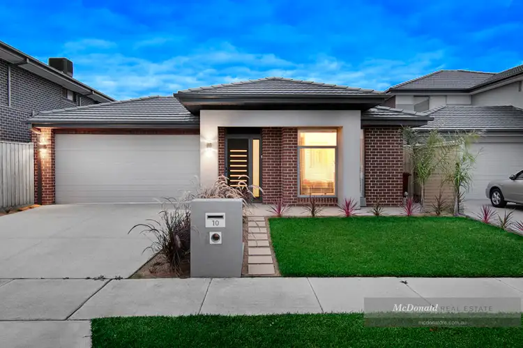 10 Ellsworth Drive, Keysborough VIC 3173