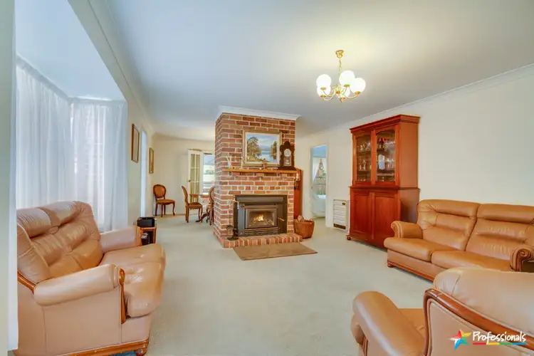 Fifth view of Homely house listing, 6 Caroline Crescent, Armidale NSW 2350