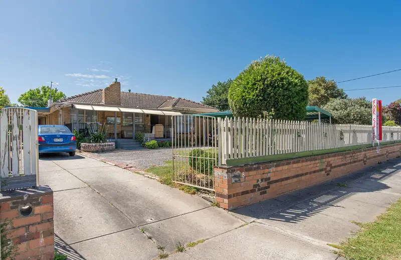 Main view of Homely house listing, 8 Esther Crescent, Mooroolbark VIC 3138