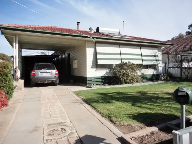 5 McAdam Court, Swan Hill VIC 3585