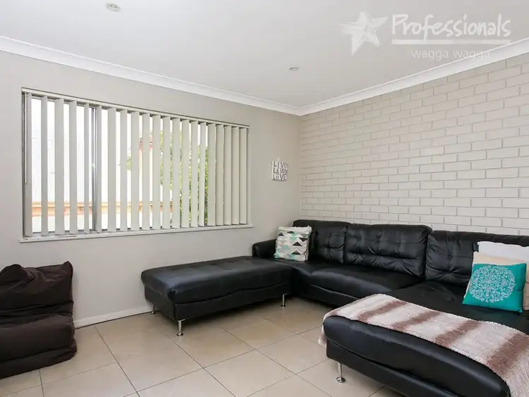 Third view of Homely unit listing, 3/49 Simmons Street, Wagga Wagga NSW 2650