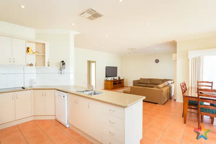 Seventh view of Homely house listing, 4 Montana Drive, Mildura VIC 3500