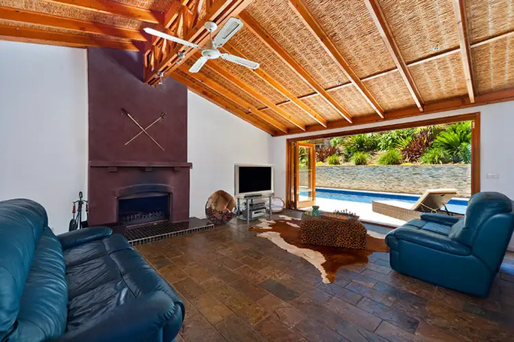 Second view of Homely house listing, 3 Capri Close, Avalon NSW 2107