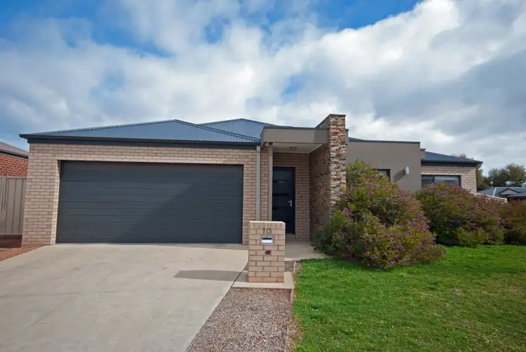 10 Heily Avenue, Mooroopna VIC 3629