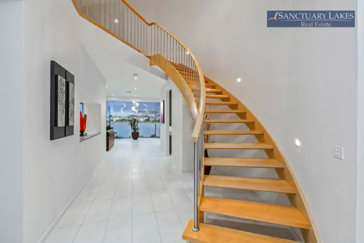 Sixth view of Homely house listing, 4 Sapphire Close, Sanctuary Lakes VIC 3030