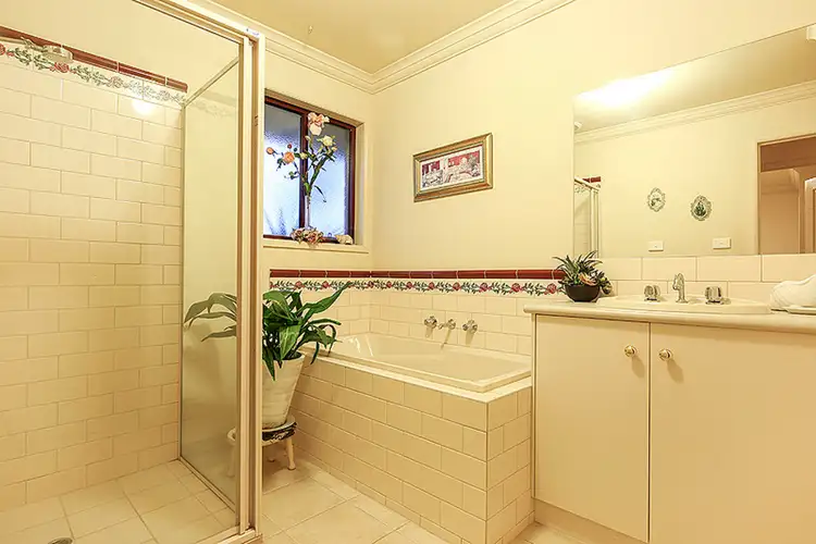 Sixth view of Homely house listing, 12 Benshaw Court, Hillside VIC 3037