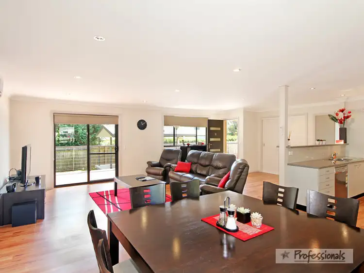 Third view of Homely unit listing, 1/154 Allingham Street, Armidale NSW 2350