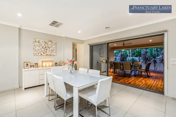Fifth view of Homely house listing, 15 Springbank Court, Sanctuary Lakes VIC 3030
