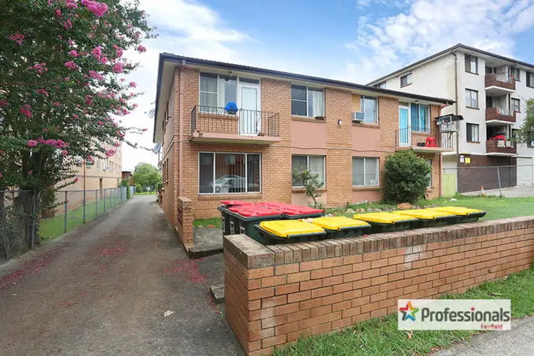 Main view of Homely unit listing, 10/33 York Street, Fairfield NSW 2165