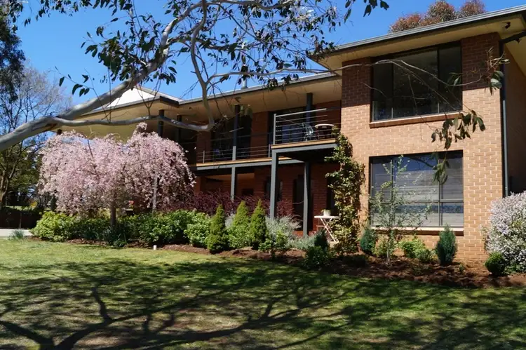 13 Pearson Street, Guyra NSW 2365