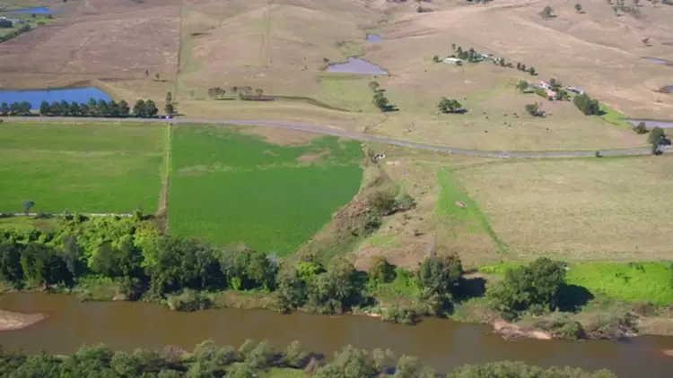 893 Luskintyre Road, Lambs Valley NSW 2335