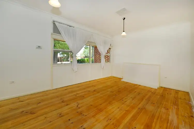 Second view of Homely house listing, 33 Leslie Street, Murray Bridge SA 5253