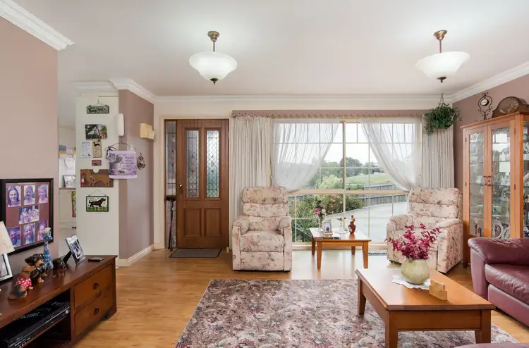 Second view of Homely house listing, 5/18 Russell Avenue, Mooroolbark VIC 3138