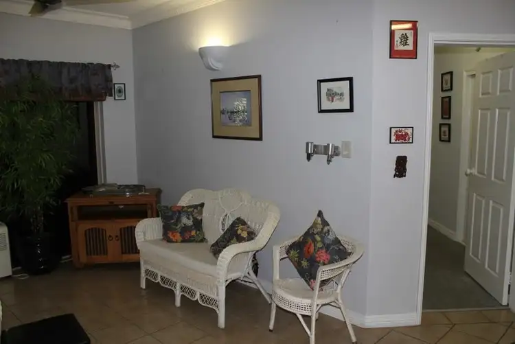 Fifth view of Homely unit listing, 2/3 Chester Court, Manunda QLD 4870