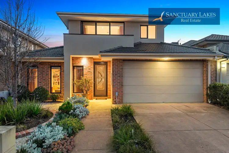 4 The Esplanade, Sanctuary Lakes VIC 3030