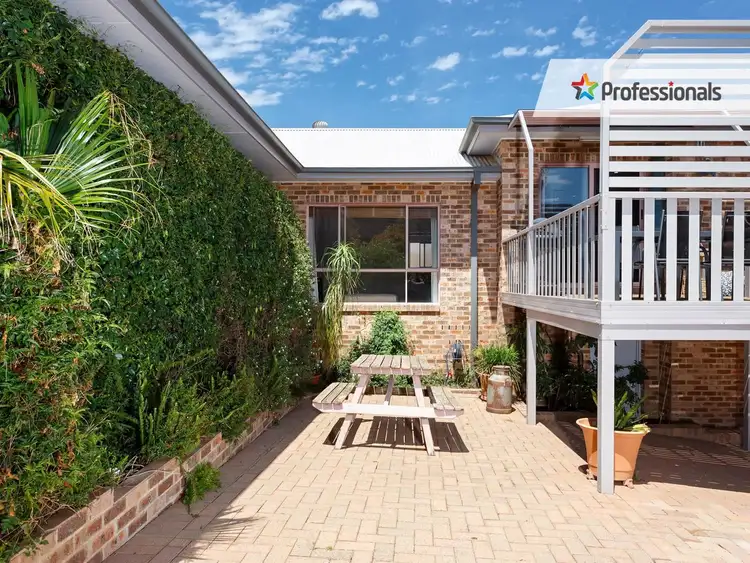 Sixth view of Homely house listing, 19 Allambie Way, Mount Austin NSW 2650