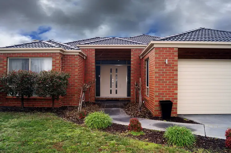 Second view of Homely house listing, 7 Seven Creeks Drive, Kialla VIC 3631