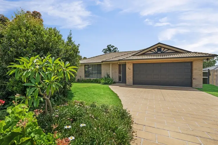 20 Hibiscus Crescent, Aberglasslyn NSW 2320