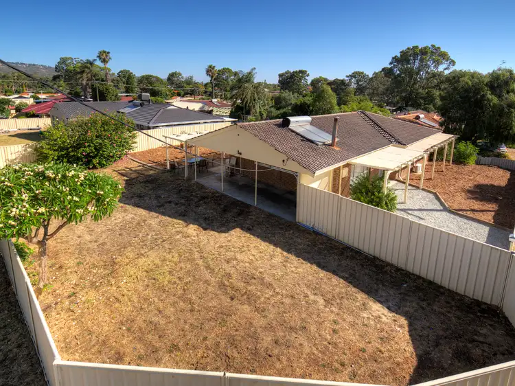 12 Akebia Way, Forrestfield WA 6058