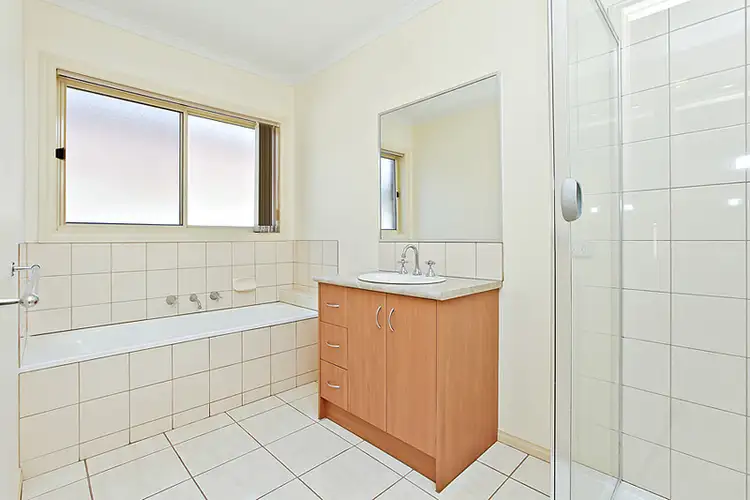 Seventh view of Homely unit listing, 2/23 Treeside Drive, Tarneit VIC 3029
