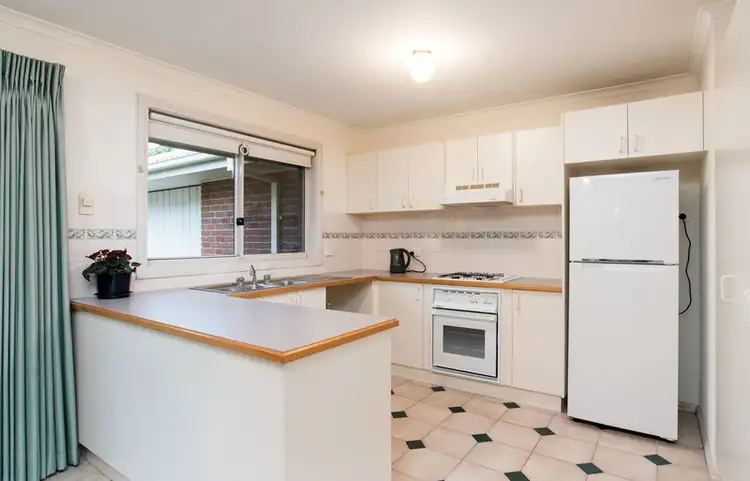 Sixth view of Homely unit listing, 2/7 Emma Road, Croydon VIC 3136