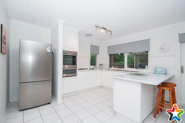 Sixth view of Homely house listing, 8 Lakeview Drive, Lilydale VIC 3140