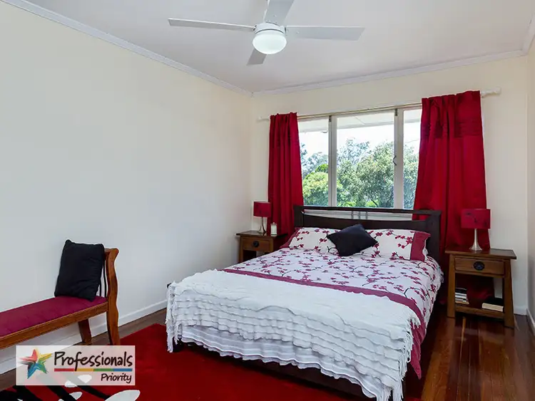 Sixth view of Homely house listing, 4 Leawarra Crescent, Ferny Hills QLD 4055