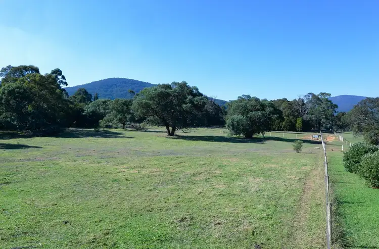 LOT Lot 1, 2760 Warburton Highway, Wesburn VIC 3799