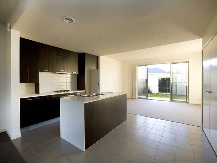 8 Picton Lane,, Point Cook VIC 3030