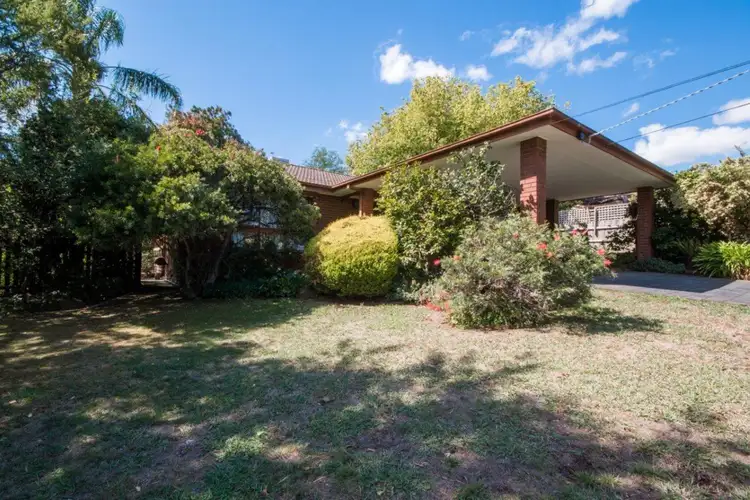 8 Rosny Place, Mooroolbark VIC 3138