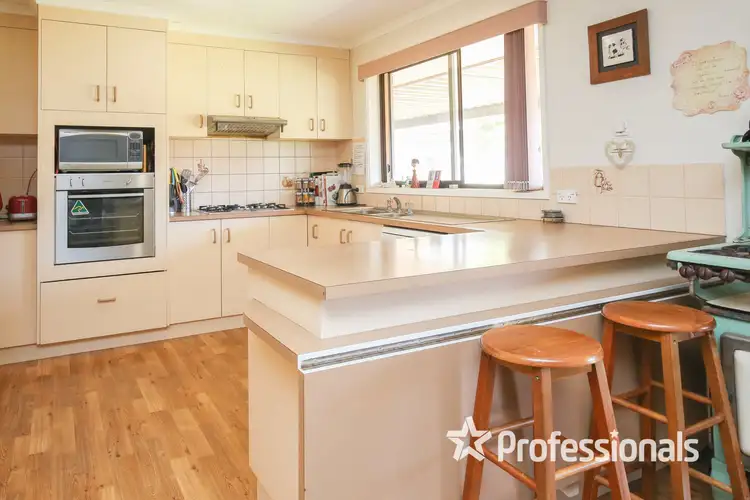 Second view of Homely house listing, 6 Tanduanat Court, Mildura VIC 3500