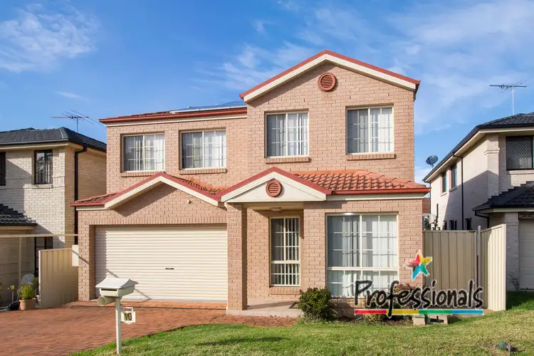 10 Mccubbin Place, Casula NSW 2170