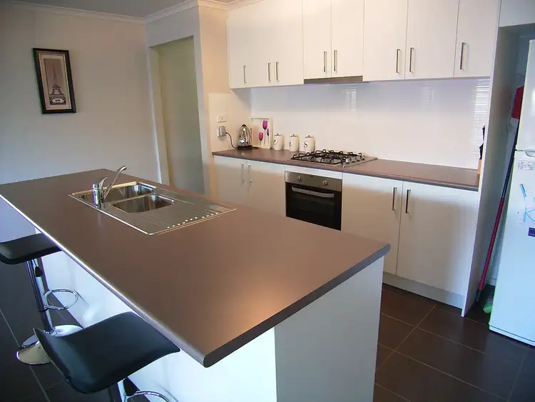 Sixth view of Homely house listing, 20 Coorong Court, Kialla VIC 3631