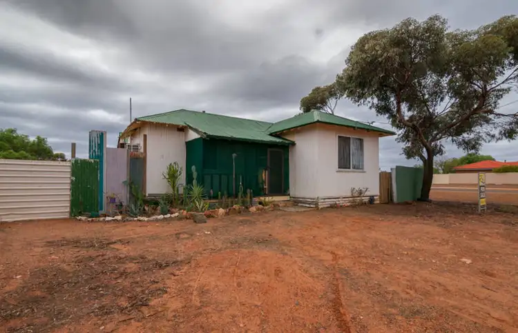 76 King Street, Coolgardie WA 6429